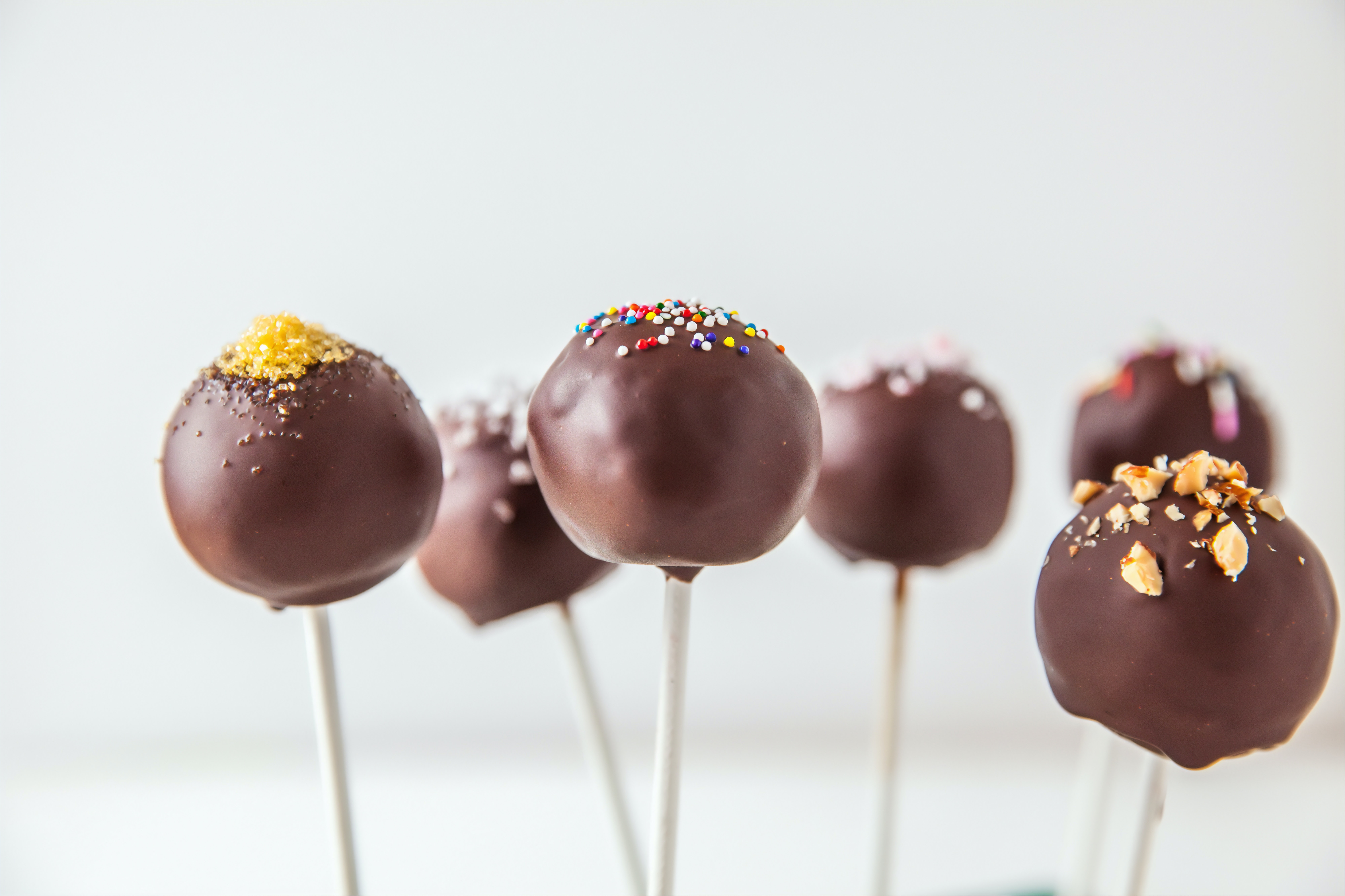 Homemade Cake Pops|  How To Make Pizza At Home